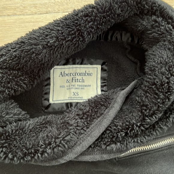 Abercrombie and Fitch black cowl neck sweatshirt - Picture 2 of 3